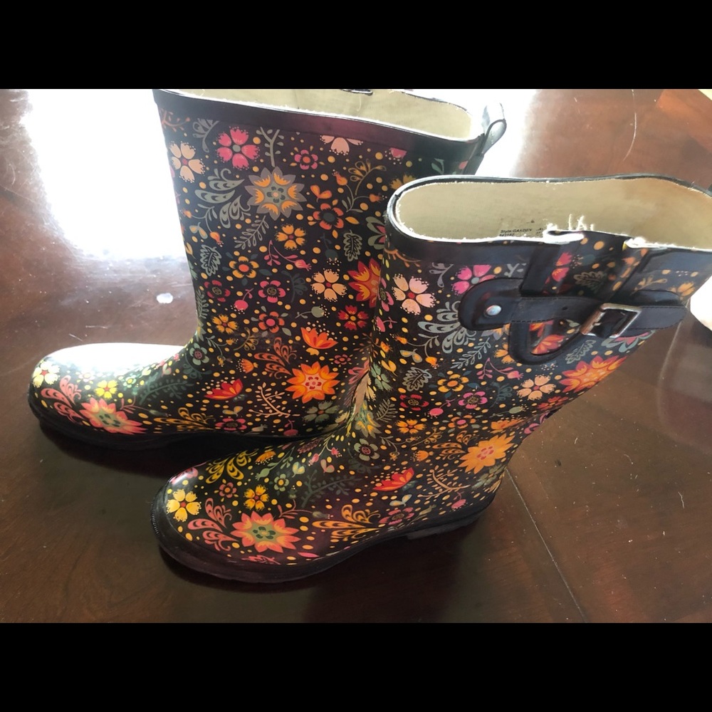 Rain boots